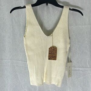 NWT, La miel, size L, cropped